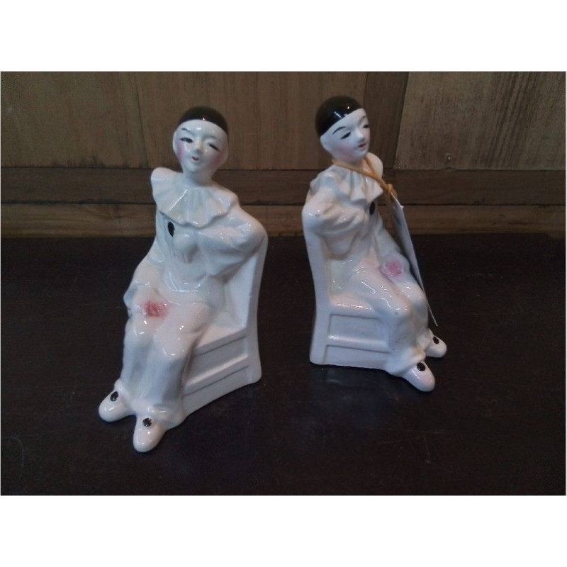 SERRE LIVRES PORCELAINE PIERROTS
