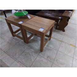 TABLE BASSE CARRÉE EN TECK
