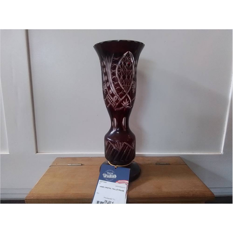 VASE CRISTAL TAILLÉ PRUNE