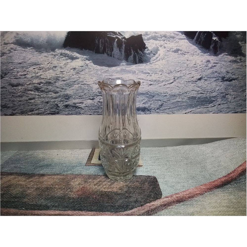 VASE EN VERRE