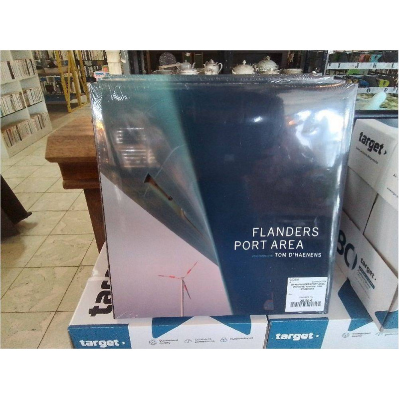 LIVRE FLANDERS PORT AREA (FR/EN/NE) PHOTOS: TOM D\'HAENENS