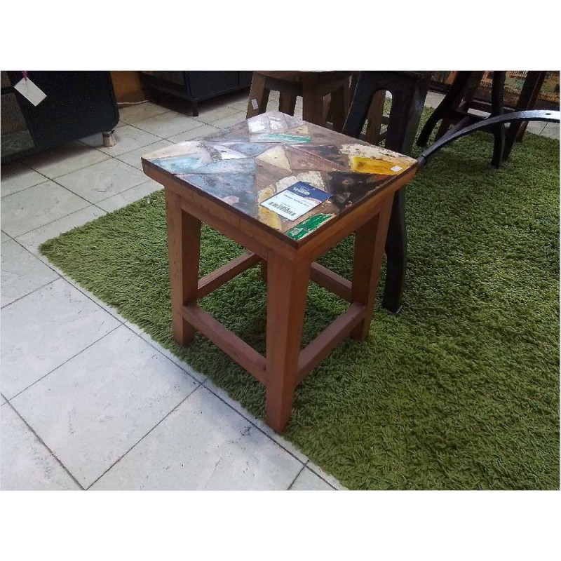 TABOURET CARRÉ EN TECK