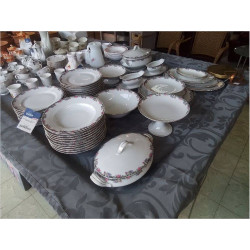 SERVICE À DÎNER PORCELAINE TCHÉCOSLOVAQUE