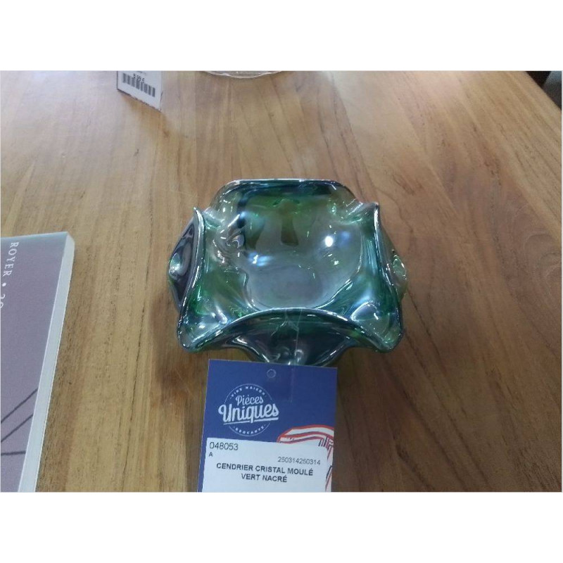 CENDRIER CRISTAL MOULÉ VERT NACRÉ
