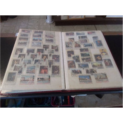 ALBUM DE TIMBRES RUSSES 