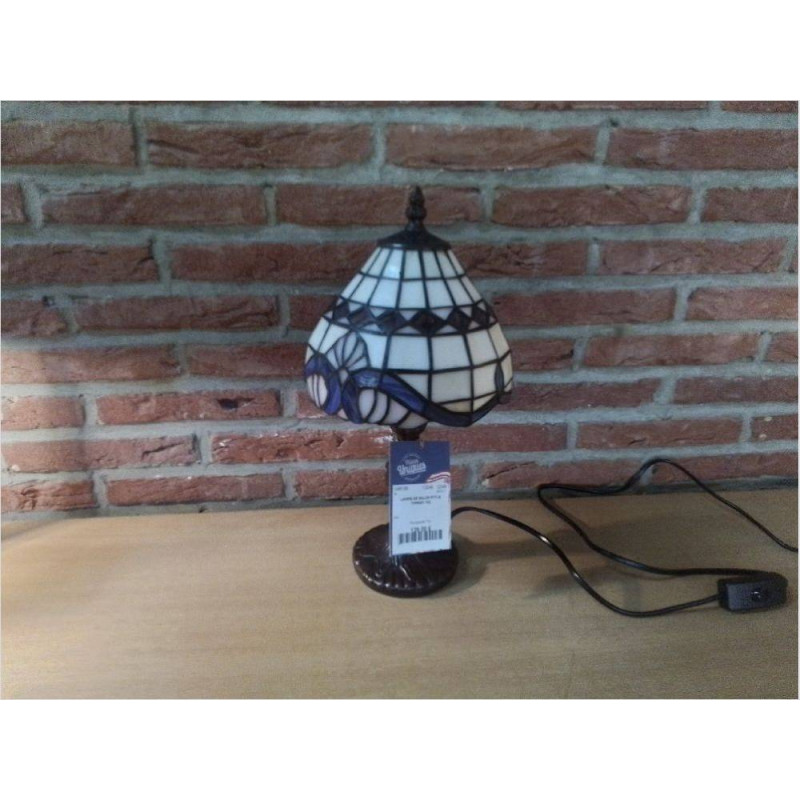 LAMPE DE SALON STYLE TIFFANY 702
