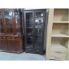 VITRINE 2 PORTES 1 TIROIR PIN TEINTE 