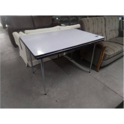 TABLE DE CUISINE + ALLONGES FORMICA