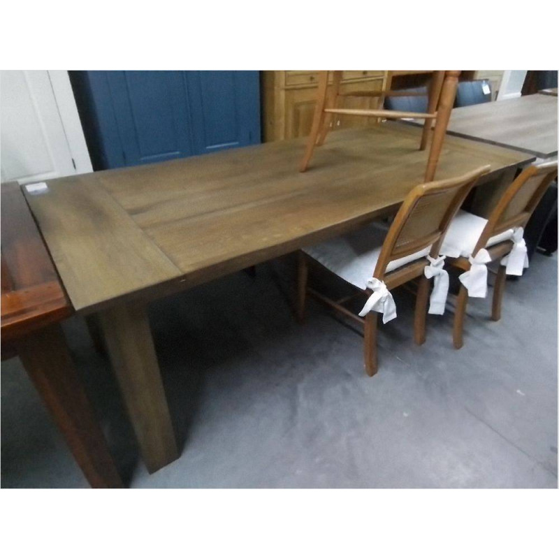 TABLE RECTANGULAIRE EN CHENE