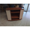 MEUBLE TV BAS SUR ROULETTES 