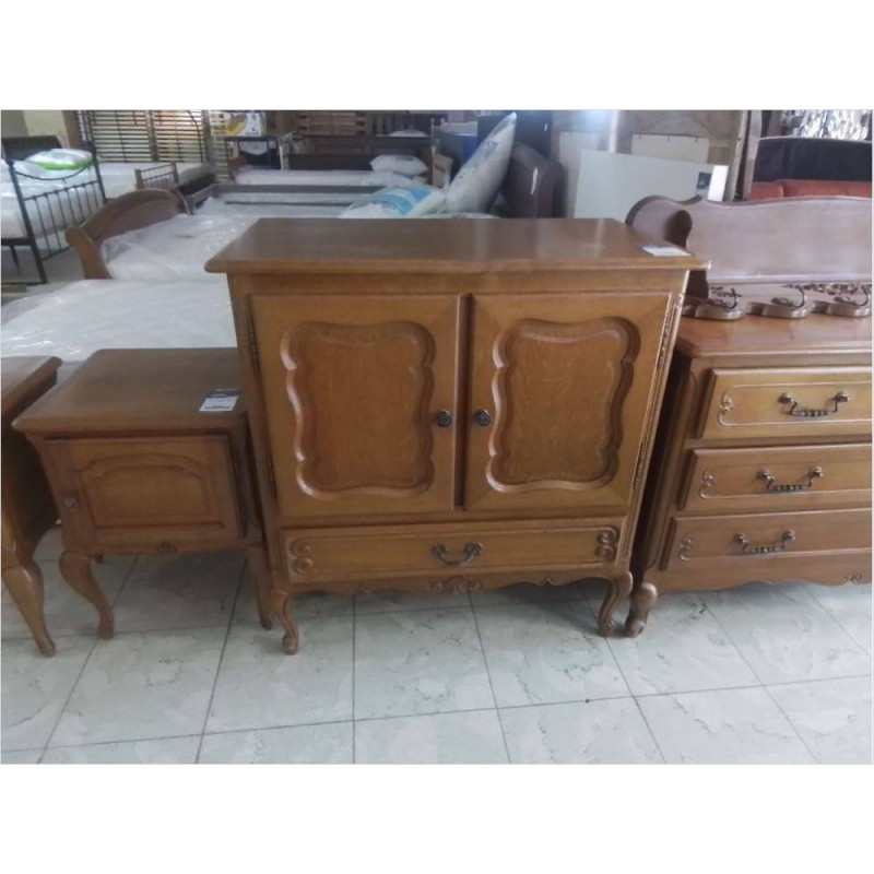MEUBLE BAS STYLE LOUIS XV PLACAGE CHENE