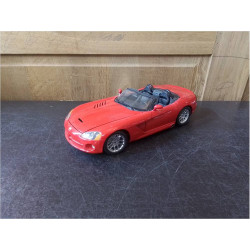 VOITURE 1/18 DODGE VIPER 