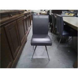 SERIE DE 6 CHAISES CUIR GRIS PIEDS EN METAL 