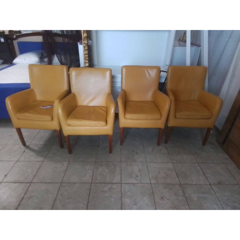 SERIE DE 4 CHAISES SIMILI CUIR MOUTARDE 