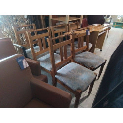 SERIE DE 6 CHAISES PIN ET...