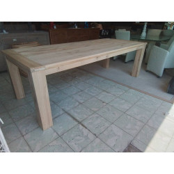 TABLE EN CHENE CLAIR 240