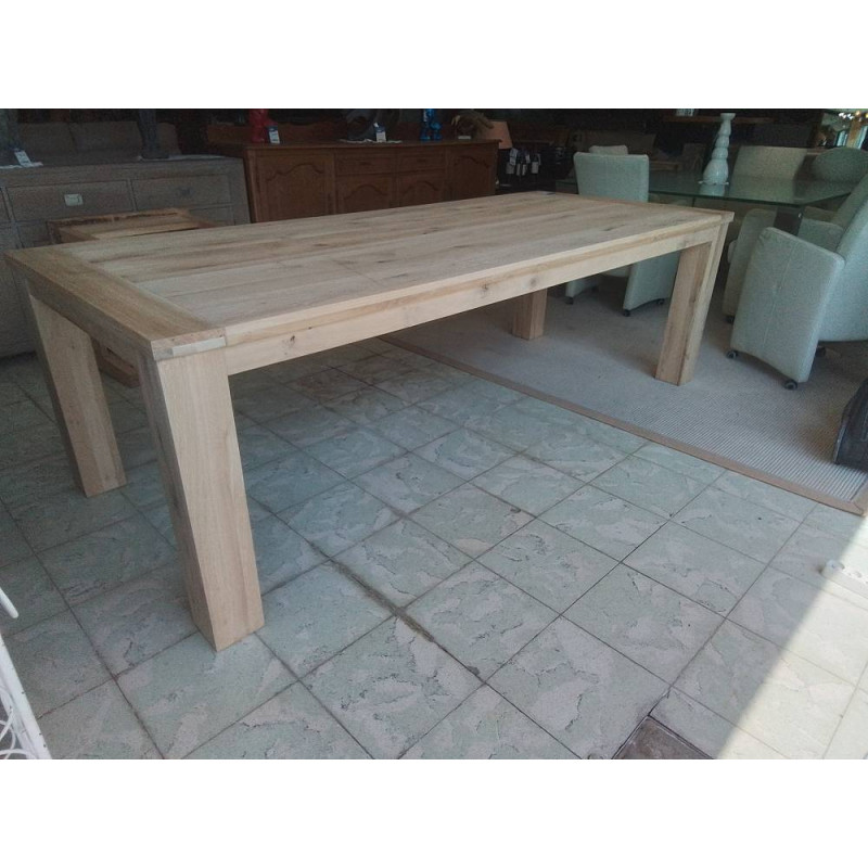 TABLE EN CHENE CLAIR 240