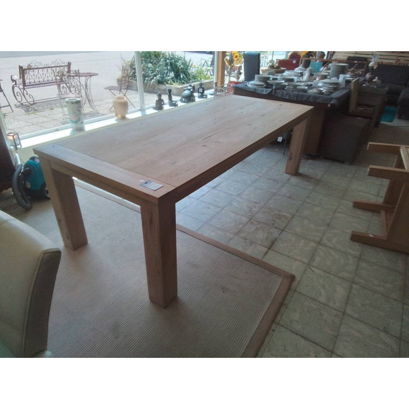 TABLE EN CHENE CLAIR 200