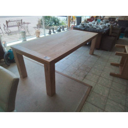 TABLE EN CHENE CLAIR 200