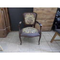 FAUTEUIL STYLE LOUIS XV...
