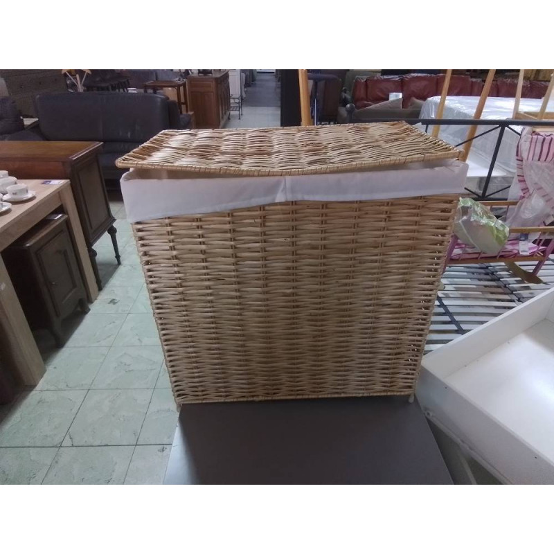 PANIER A LINGE OSIER 