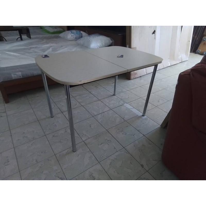 TABLE DE CUISINE FORMICA + 1 ALLONGE