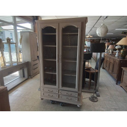 VITRINE PLACAGE CHENE PEINT 