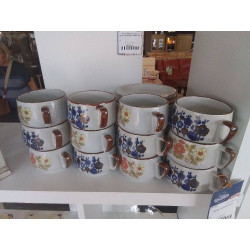TASSES VINTAGE LE LOT