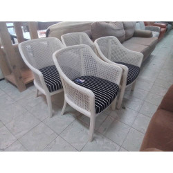 SERIE DE 4 FAUTEUILS BLANCS...