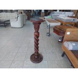 COLONNE EN BOIS SCULPTE 