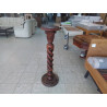 COLONNE EN BOIS SCULPTE 