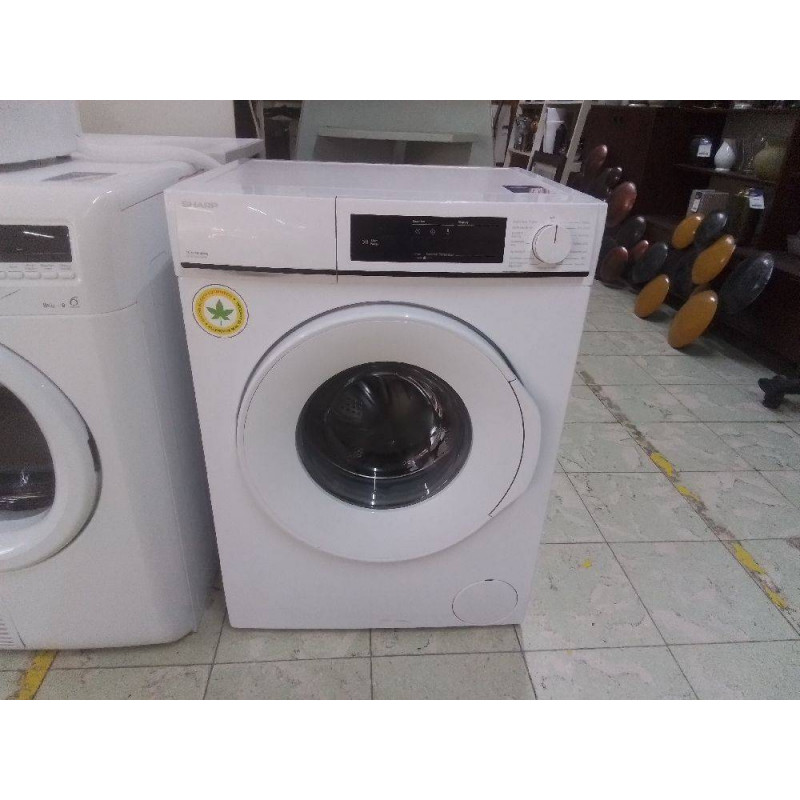 MACHINE A LAVER SHARP 8KG