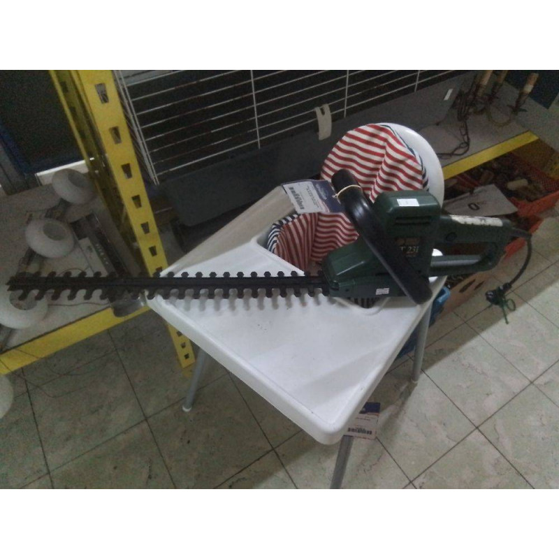 TAILLE HAIE BLACK & DECKER GT231