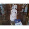 STATUETTE FEMME EN PORCELAINE