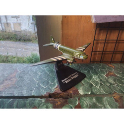 AVION DOUGLAS C-47 SKYTRAIN...