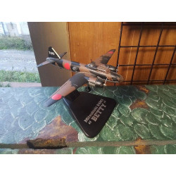 AVION MITSUBISHI G4M1 BETTY