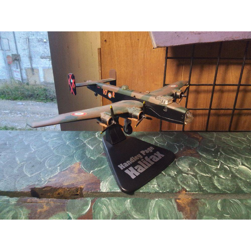 AVION HANDLEY PAGE HALIFAX