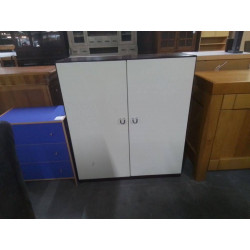ARMOIRE BASSE 2 PORTES