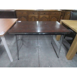 TABLE DE CUISINE FORMICA...