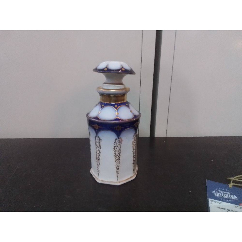 FLACON PORCELAINE A RESTAURER