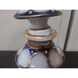 FLACON PORCELAINE A RESTAURER