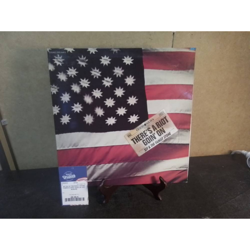 33T SLY & THE FAMILY STONE THERE S A RIOT GOIN ON 1971 EUROPE