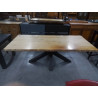 TABLE RECTANGULAIRE CHENE ET PIEDS EN ACIER 