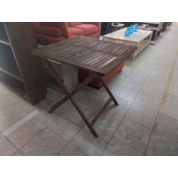 TABLE DE JARDIN CARREE BOIS 