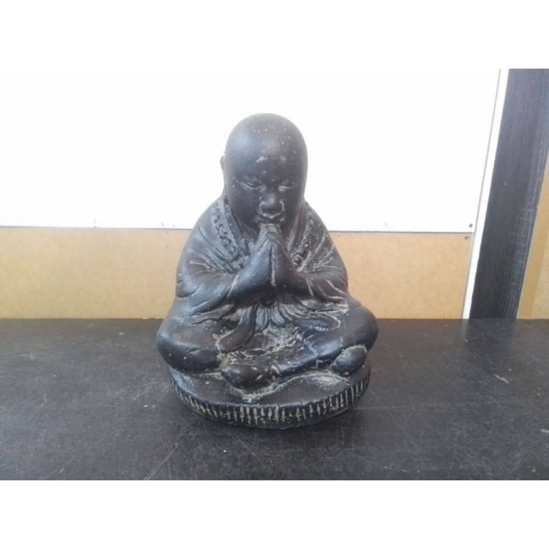STATUETTE MONK ASSIS 20CM