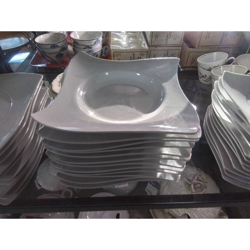 ASSIETTE CREUSE BLANCHE LA PIECE