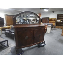 BUFFET BAS ANCIEN DESSUS...