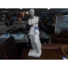 STATUE FEMME EN RESINE