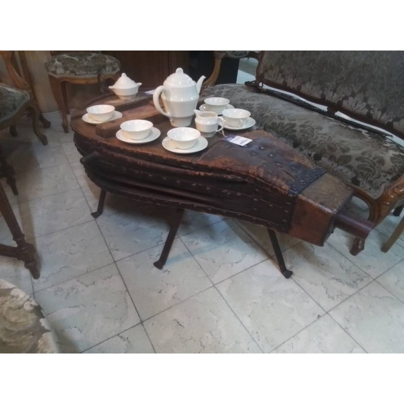 TABLE DE SALON SOUFFLET