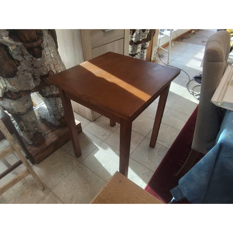 TABLE D APPOINT CARREE